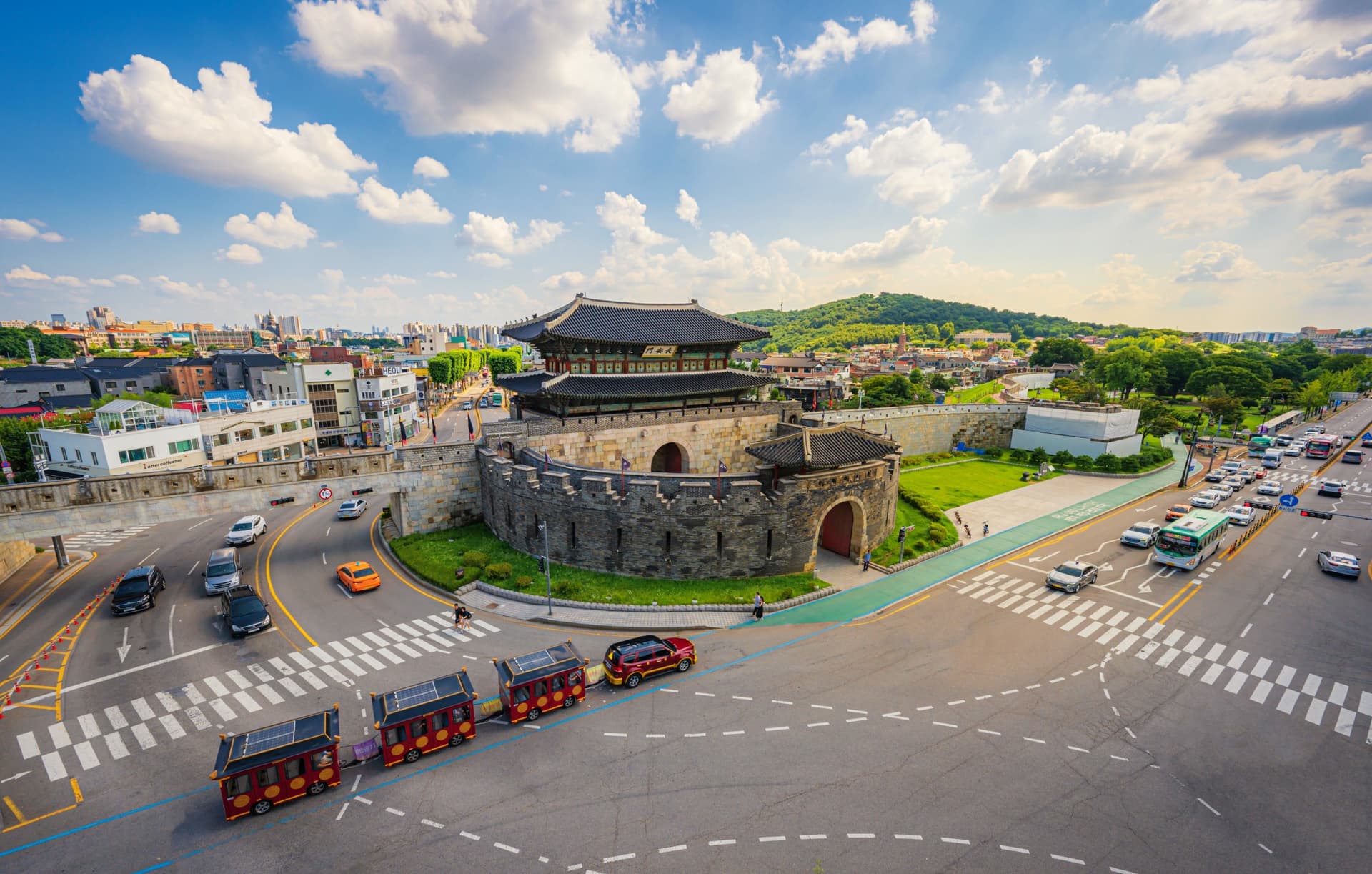 Descubrir Suwon y su fortaleza Hwaseong: las visitas imprescindibles