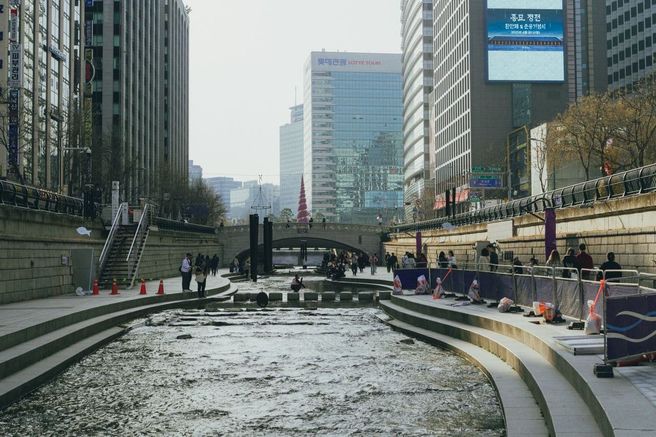 Yunjungno (avenida de Cheonggyecheon)