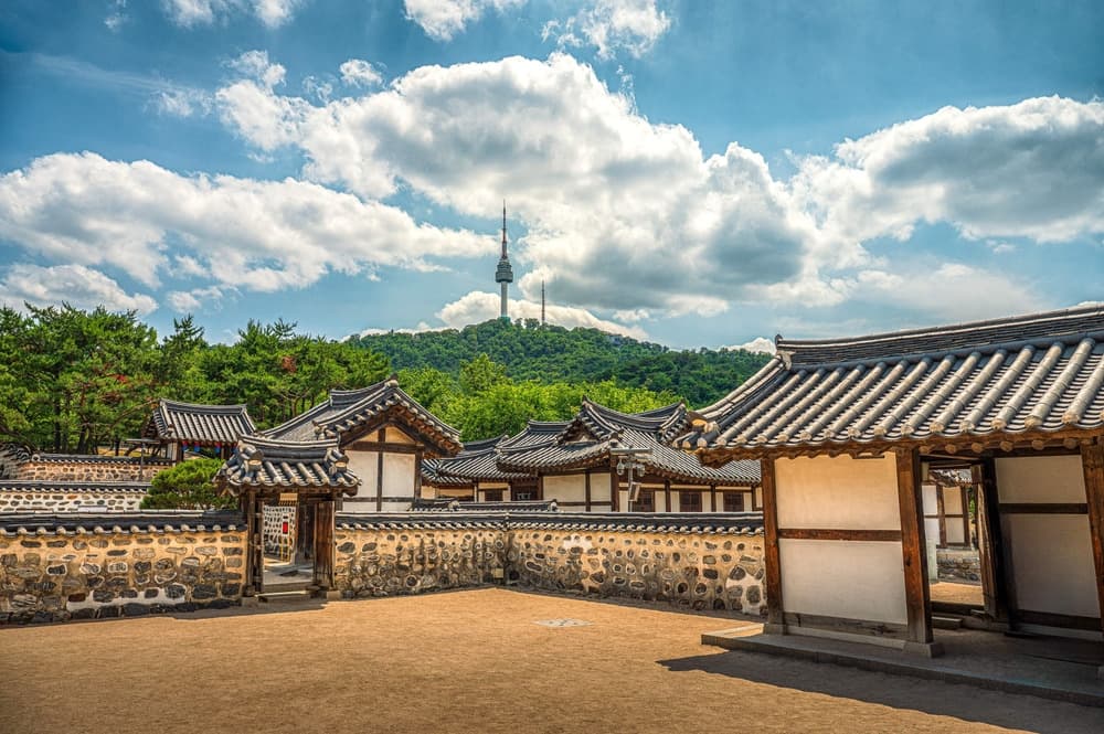 El Hanok Namsangol Village